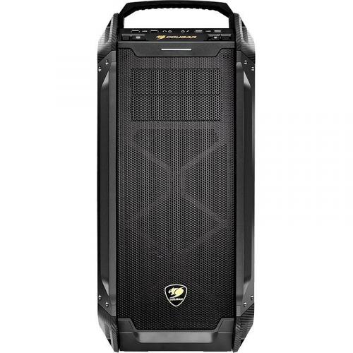 Frontansicht eines schwarzen Gaming-PC-Gehäuses mit Mesh-Front und markantem Design