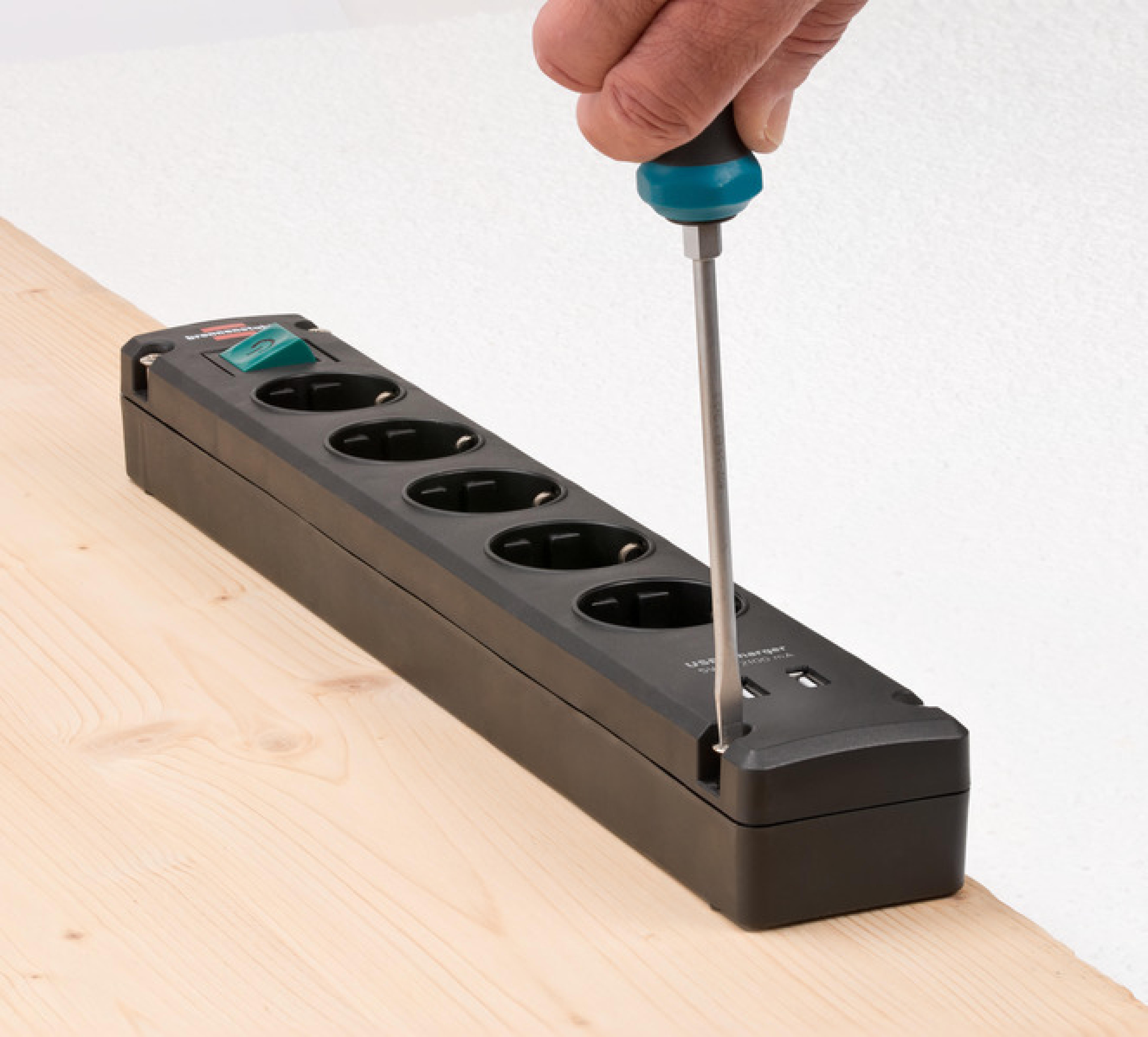 Brennenstuhl Steckdosenleiste Bremounta 5x schwarz 3m
