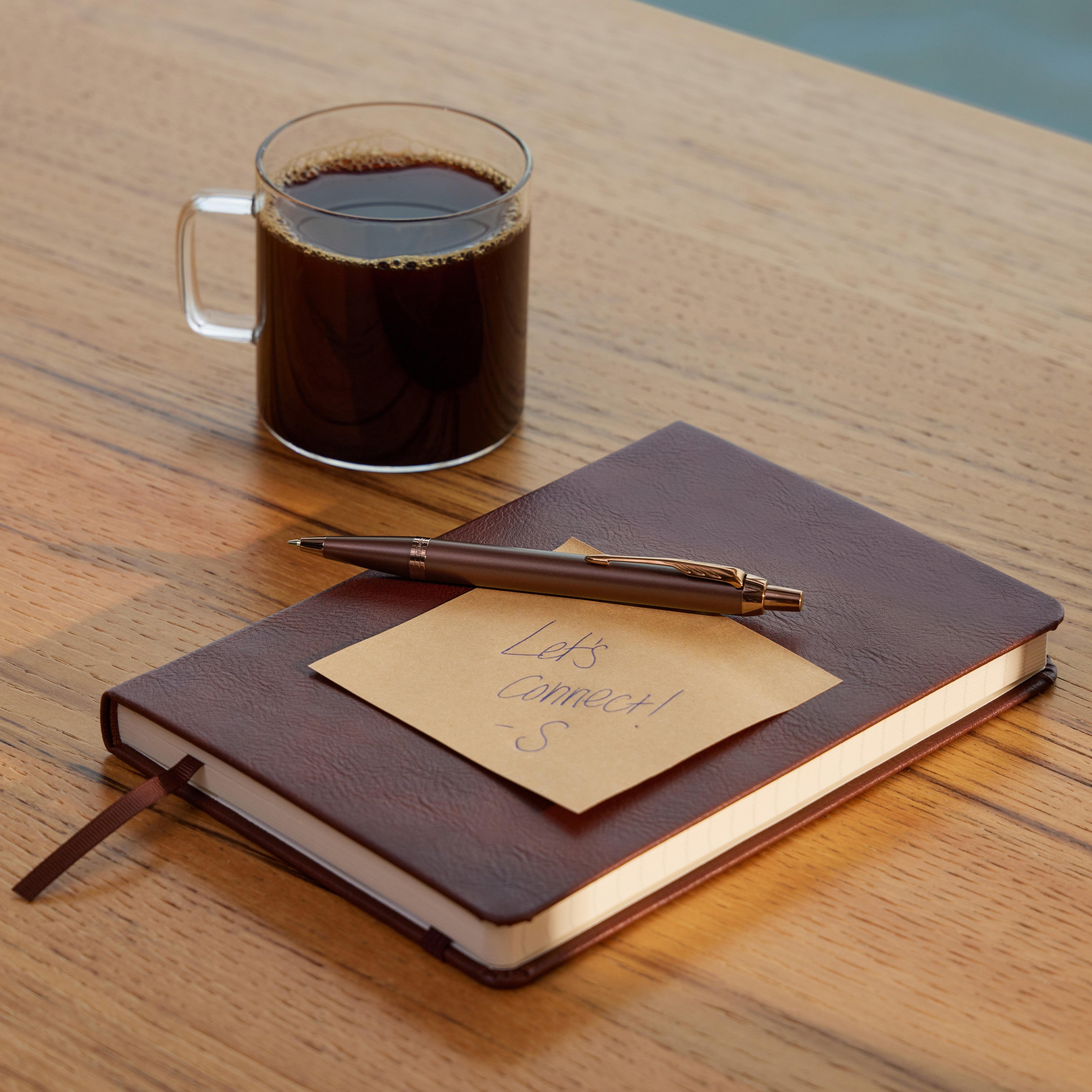 PARKER Kugelschreiber IM Monochrome Burgundy PVD M Blau Geschenkb