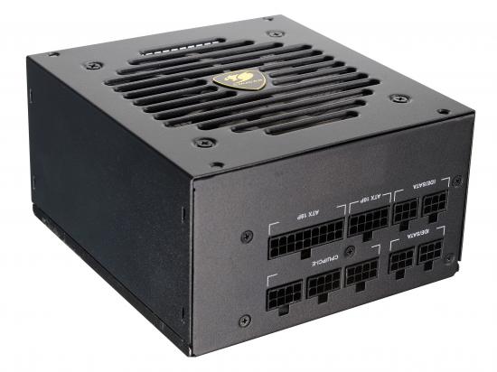 Schwarzes vollmodulares PC-Netzteil mit Lüfter und mehreren Anschlüssen