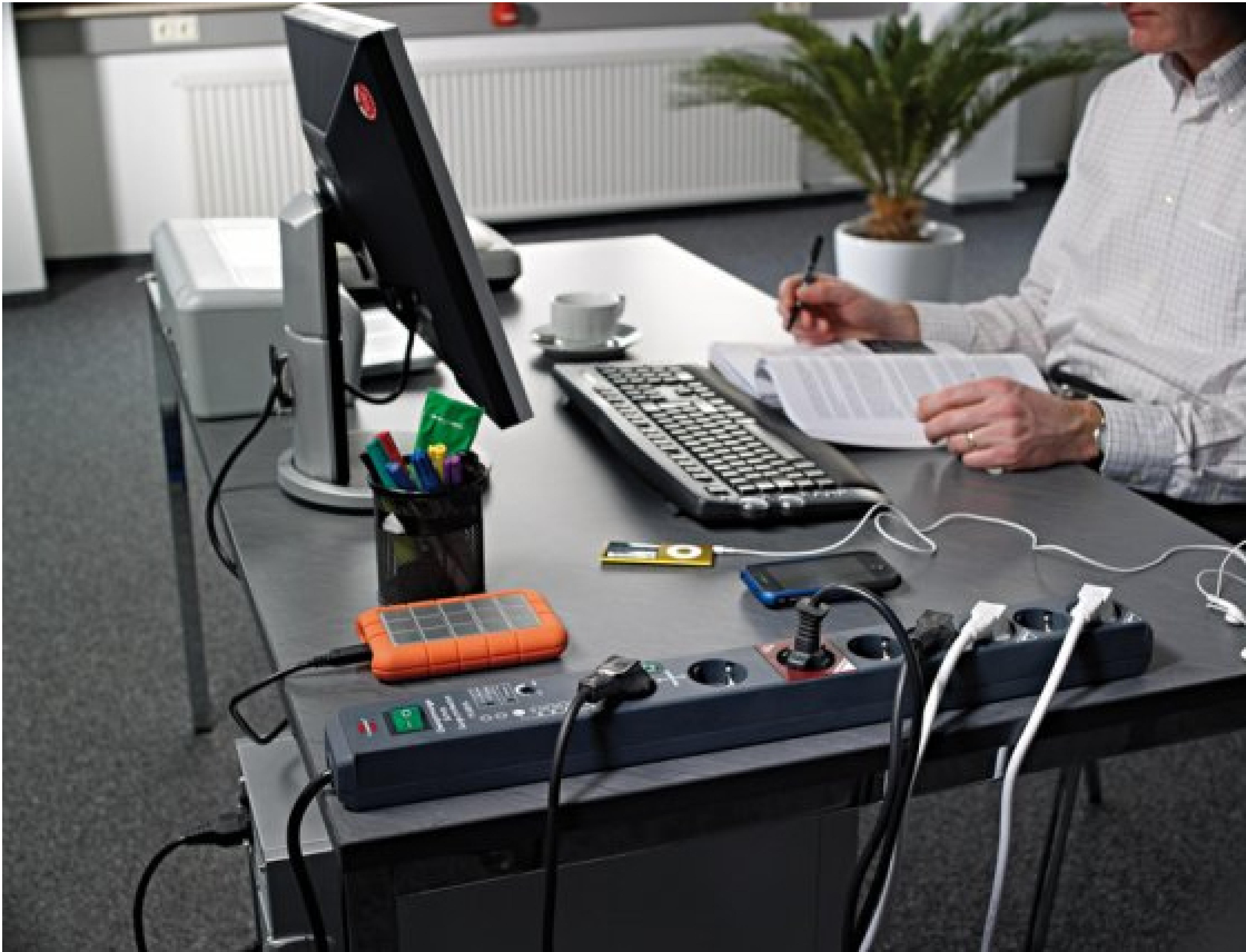 Brennenstuhl UEberspannungsschutz Secure-Tec 6x 3m anthr