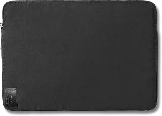 IDEAL OF SWEDEN Essential Laptop Sleeve 16" Black