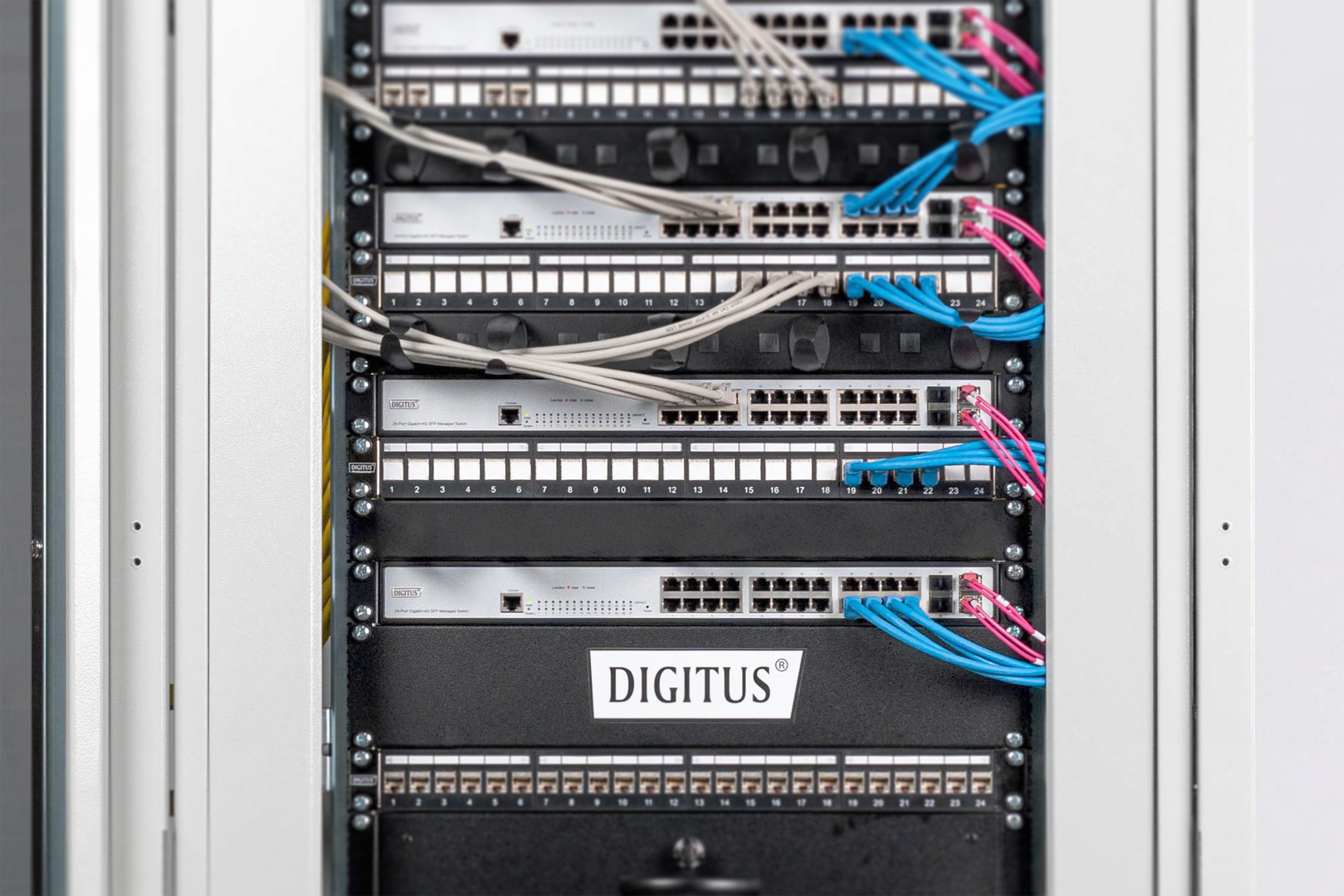 DIGITUS Abdeckplatte 1HE Blindabdeckung 483mm schwarz
