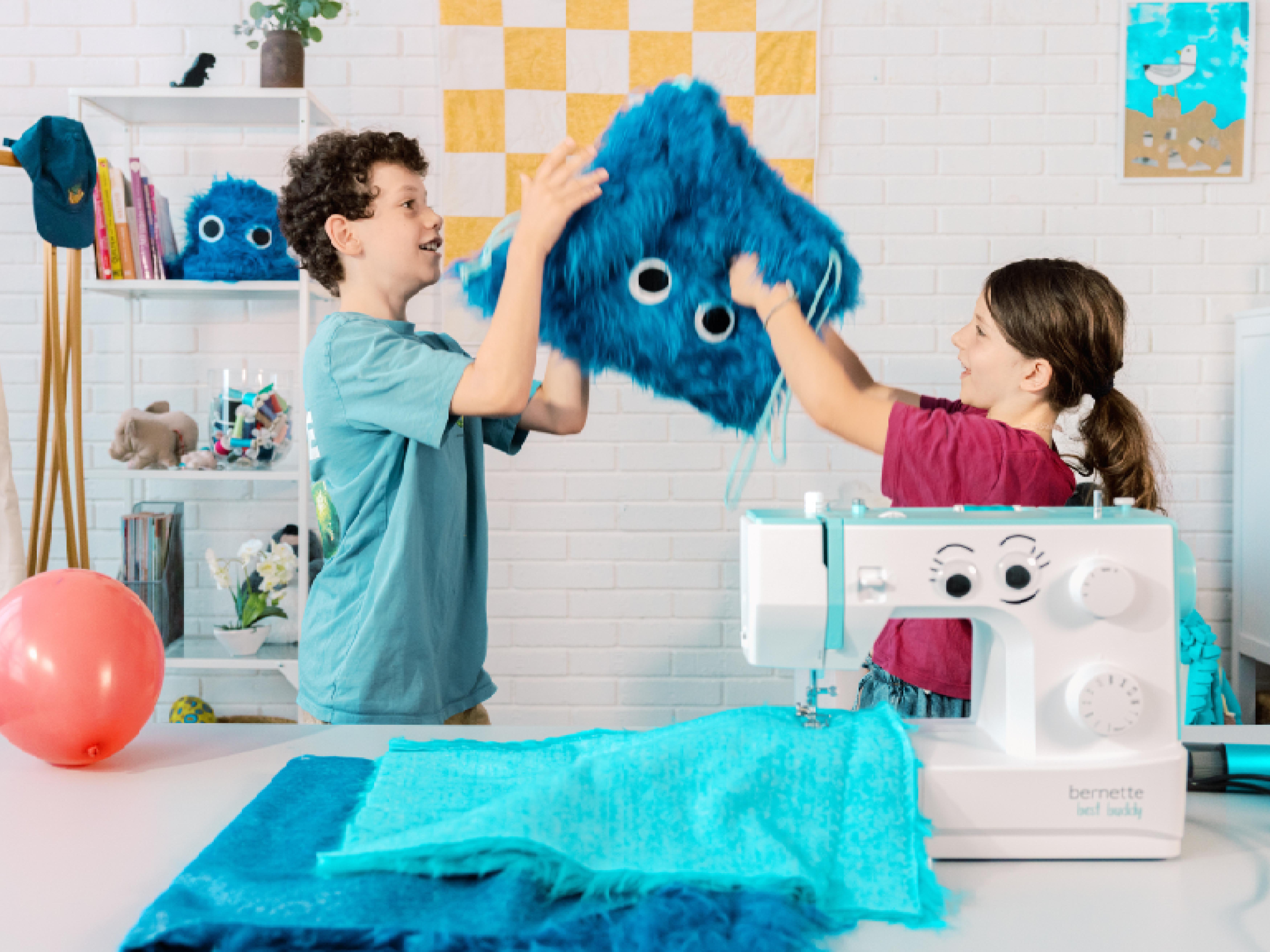 BERNETTE Freiarm Nähmaschine Sew&go Best Buddy - 13 Nähprogramme, Stichlänge, Stichbreite, Nähfuß einstellbar